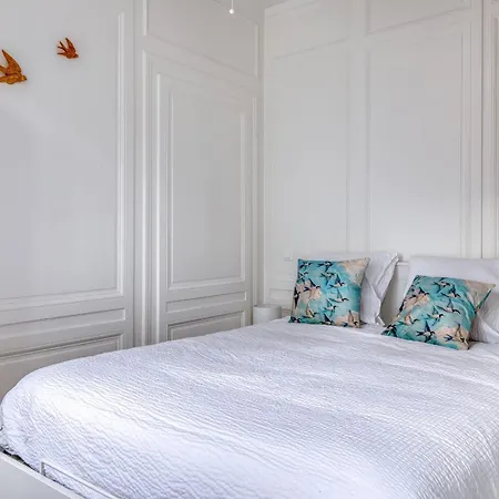 Blue Bird Avec Place De Parking ! Lägenhet *