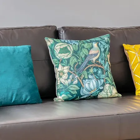 Blue Bird Avec Place De Parking ! *