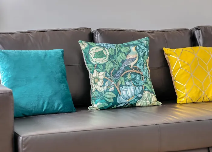 Blue Bird Avec Place De Parking ! *